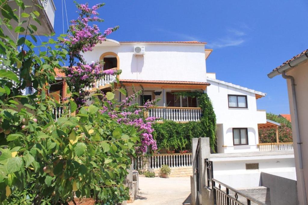 Apartment Sali 8174B Kültér fotó